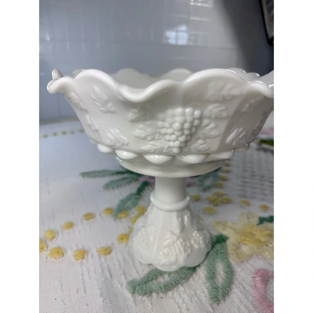 Westmoreland Milk Glass Paneled Grape Pedestal Bowl Scalloped Compote Candy Dish
